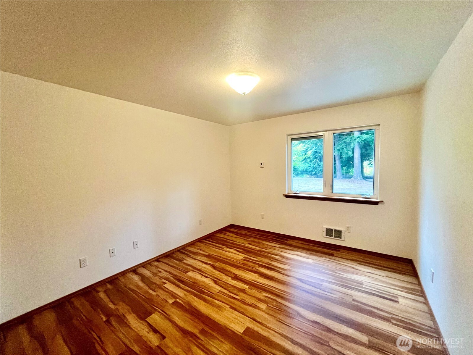 561 Grandview Drive Property Photo 27