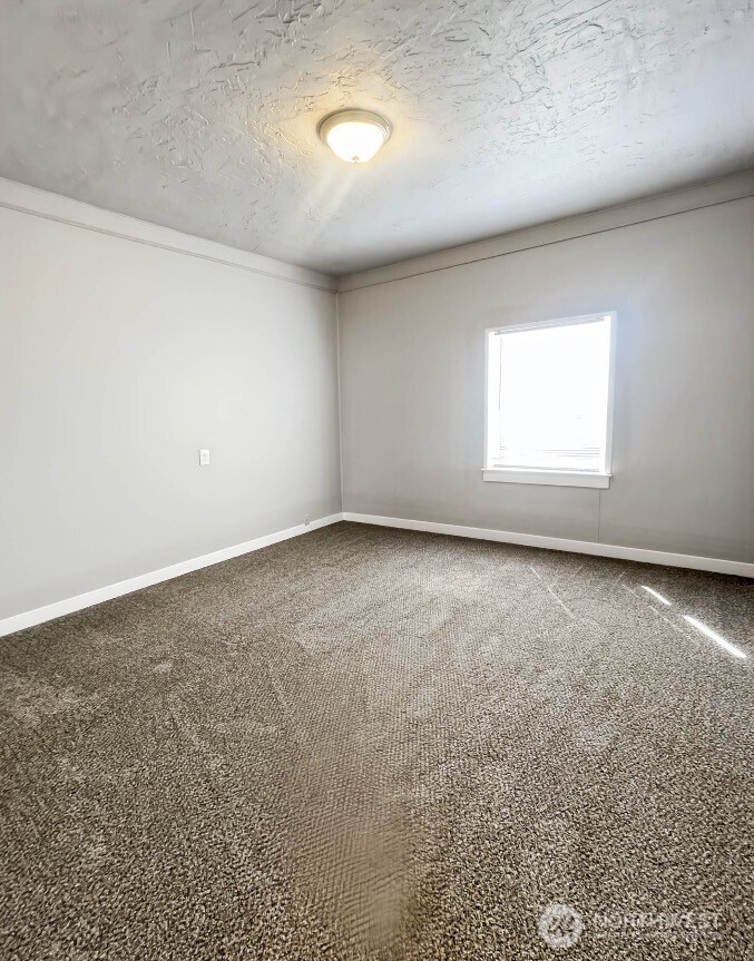 518 California Street Property Photo 12