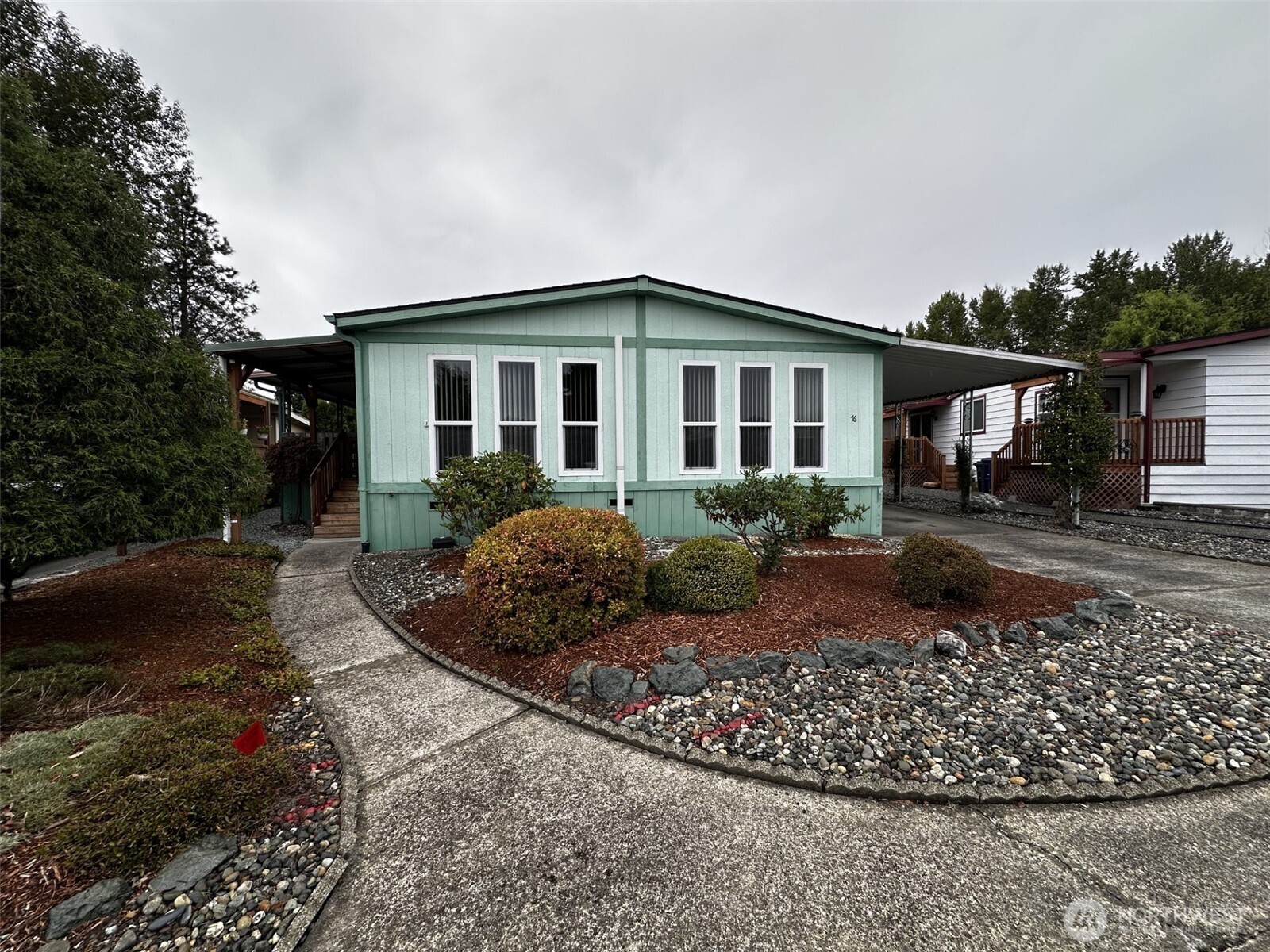 2725 E Fir Street 76 Property Photo 1