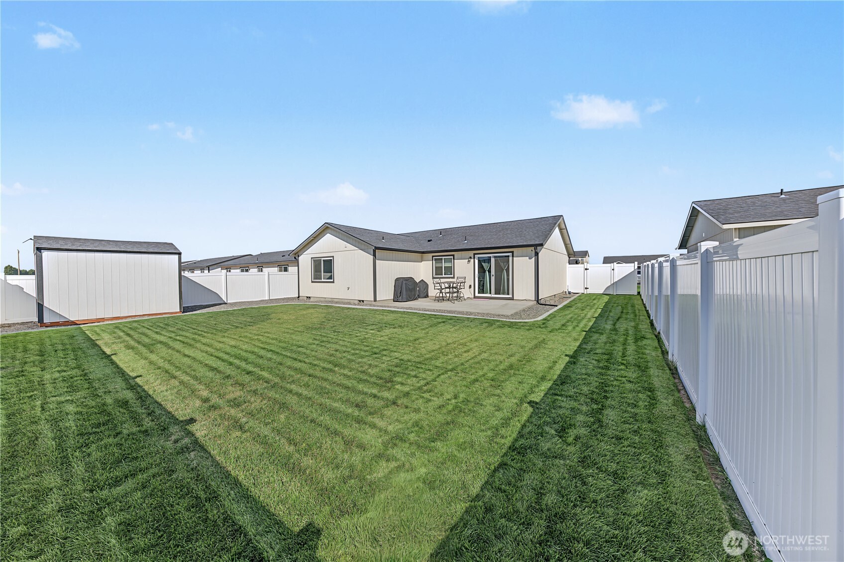 812 E Casacde Street Property Photo 22