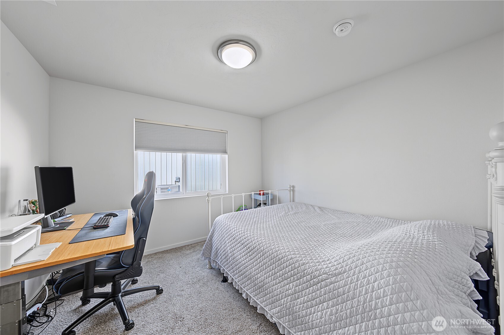 812 E Casacde Street Property Photo 23