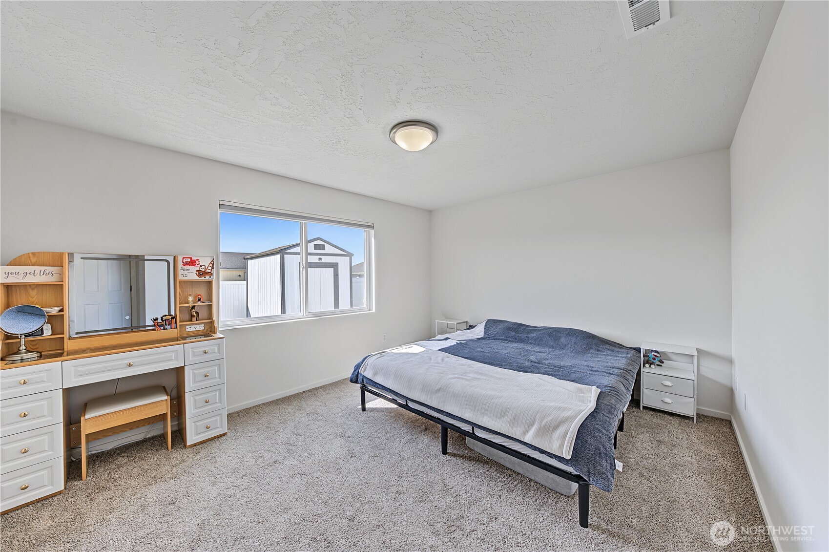 812 E Casacde Street Property Photo 28
