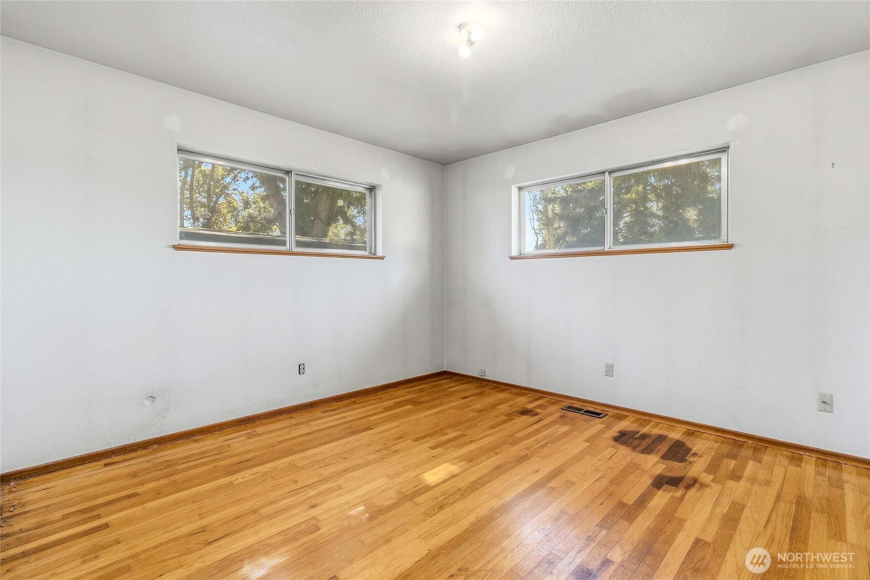 1126 Ankeny Street Property Photo 16