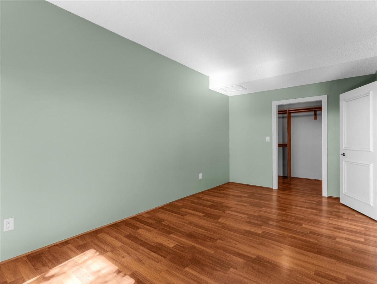 6900 Se Riverside Drive 31 Property Photo 21
