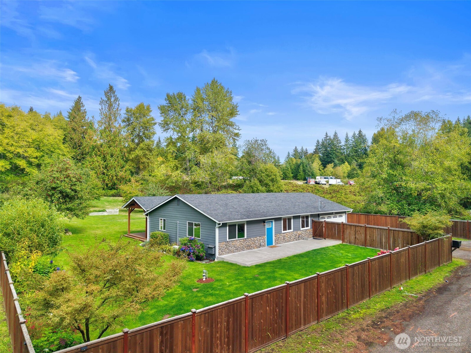 991 Sw Berry Lake Road Property Photo 1