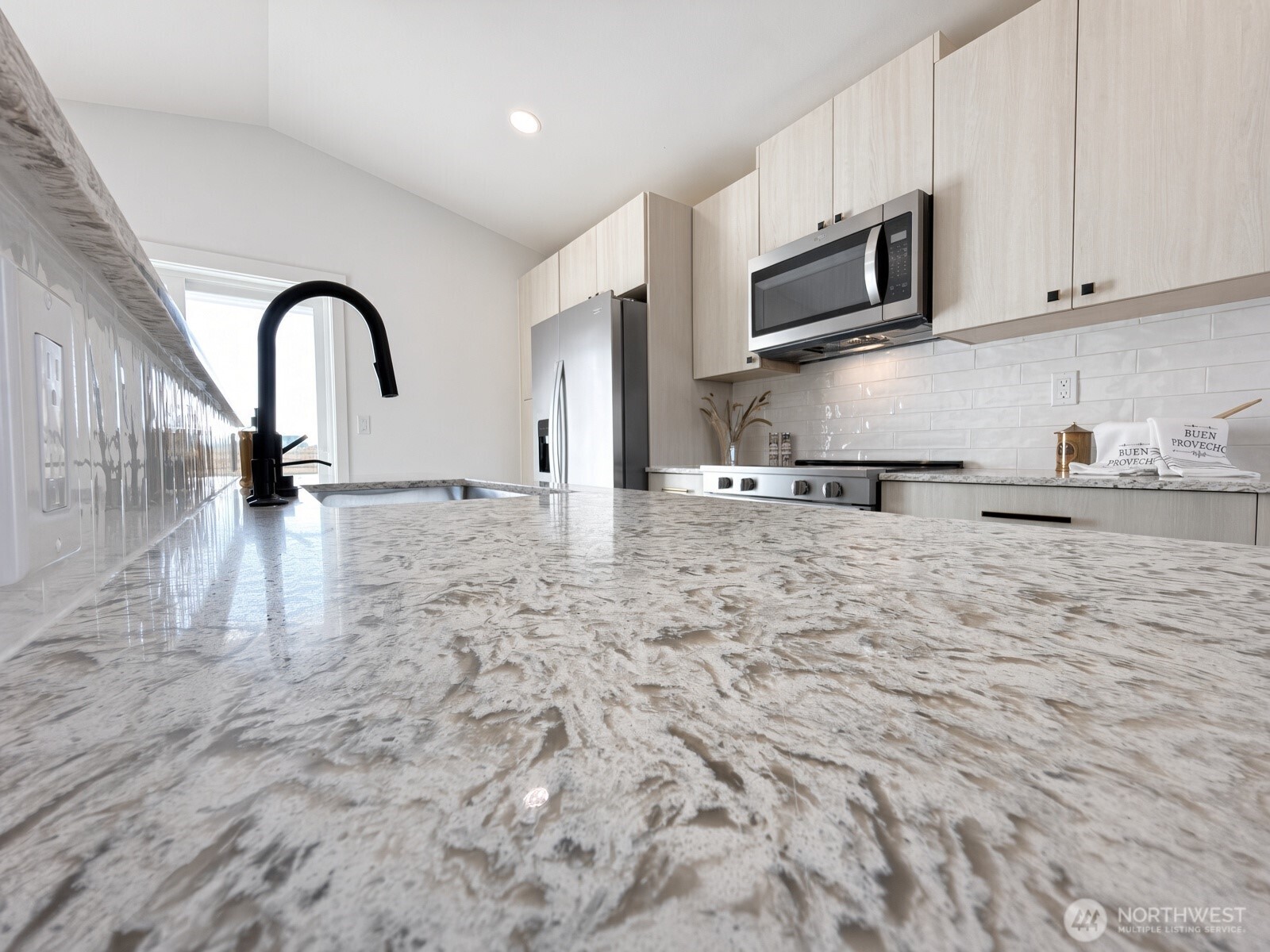 1275 Channel Avenue Property Photo 19