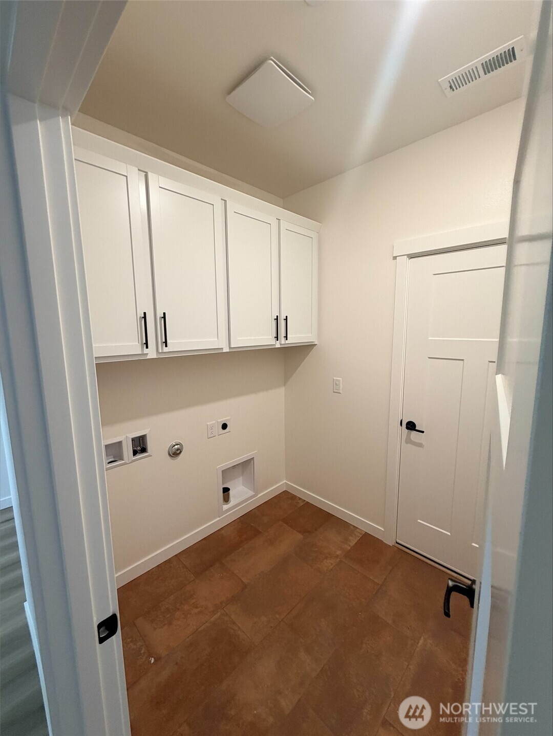 3626 98th Place Property Photo 10