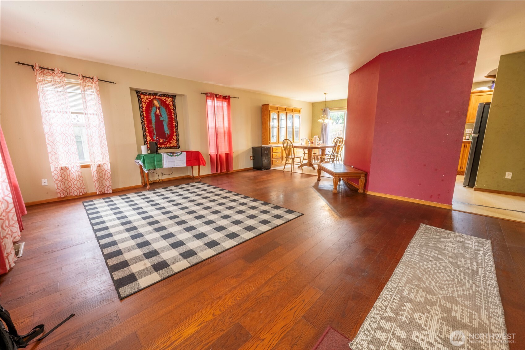 1375 Spruce Street Property Photo 6