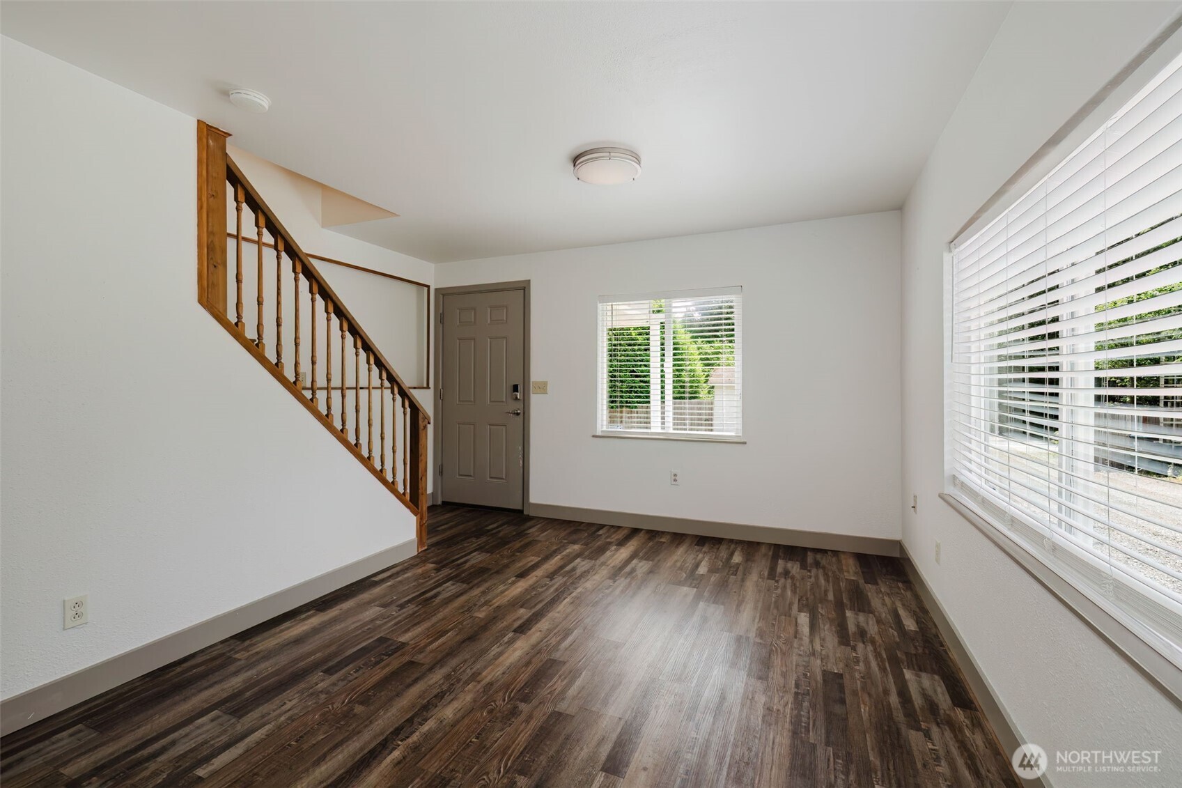 9784 W Belfair Valley Rd Property Photo 4