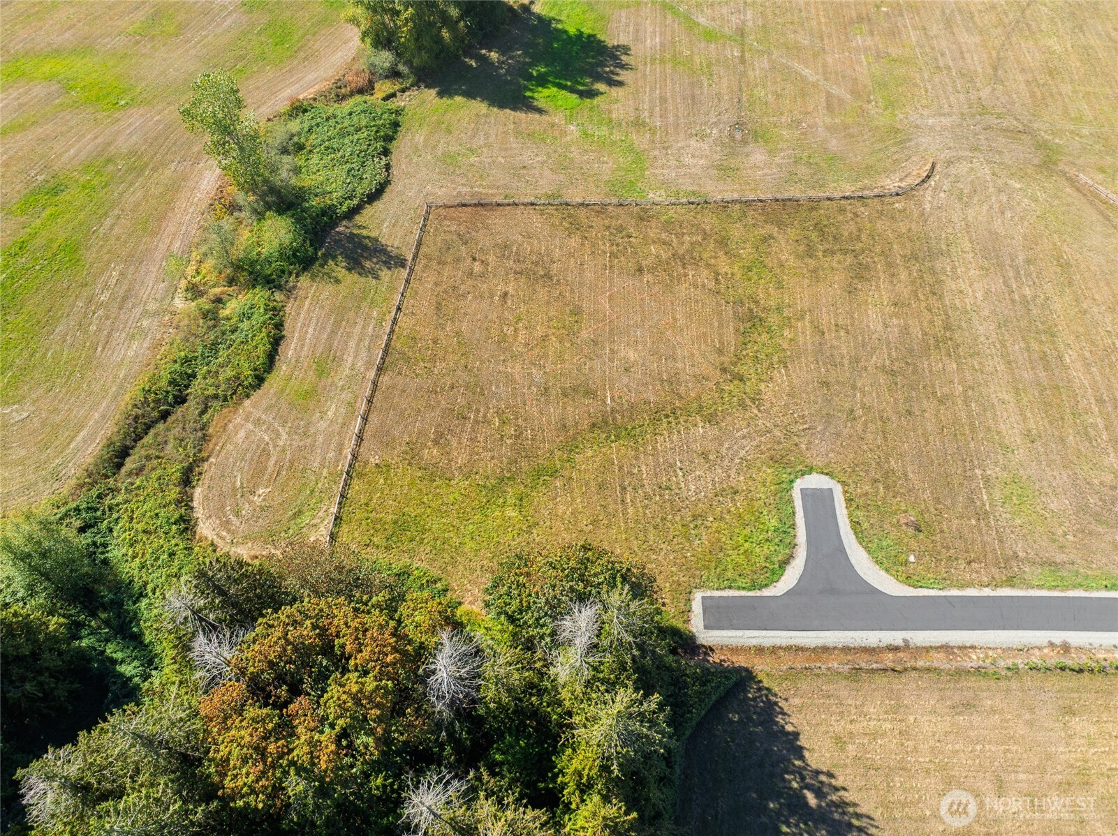 1383 Ten Mile Road Property Photo 5