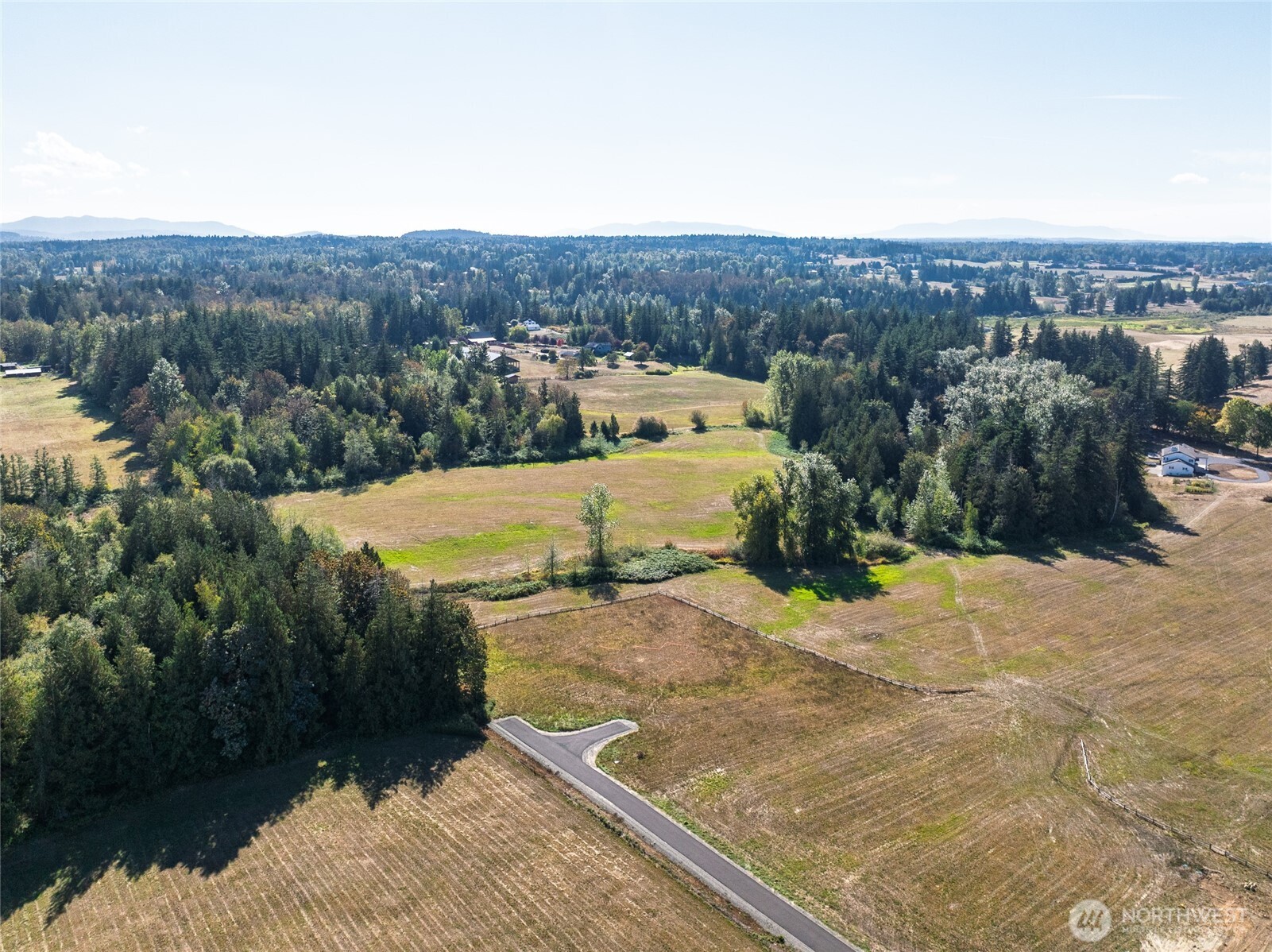 1383 Ten Mile Road Property Photo 9