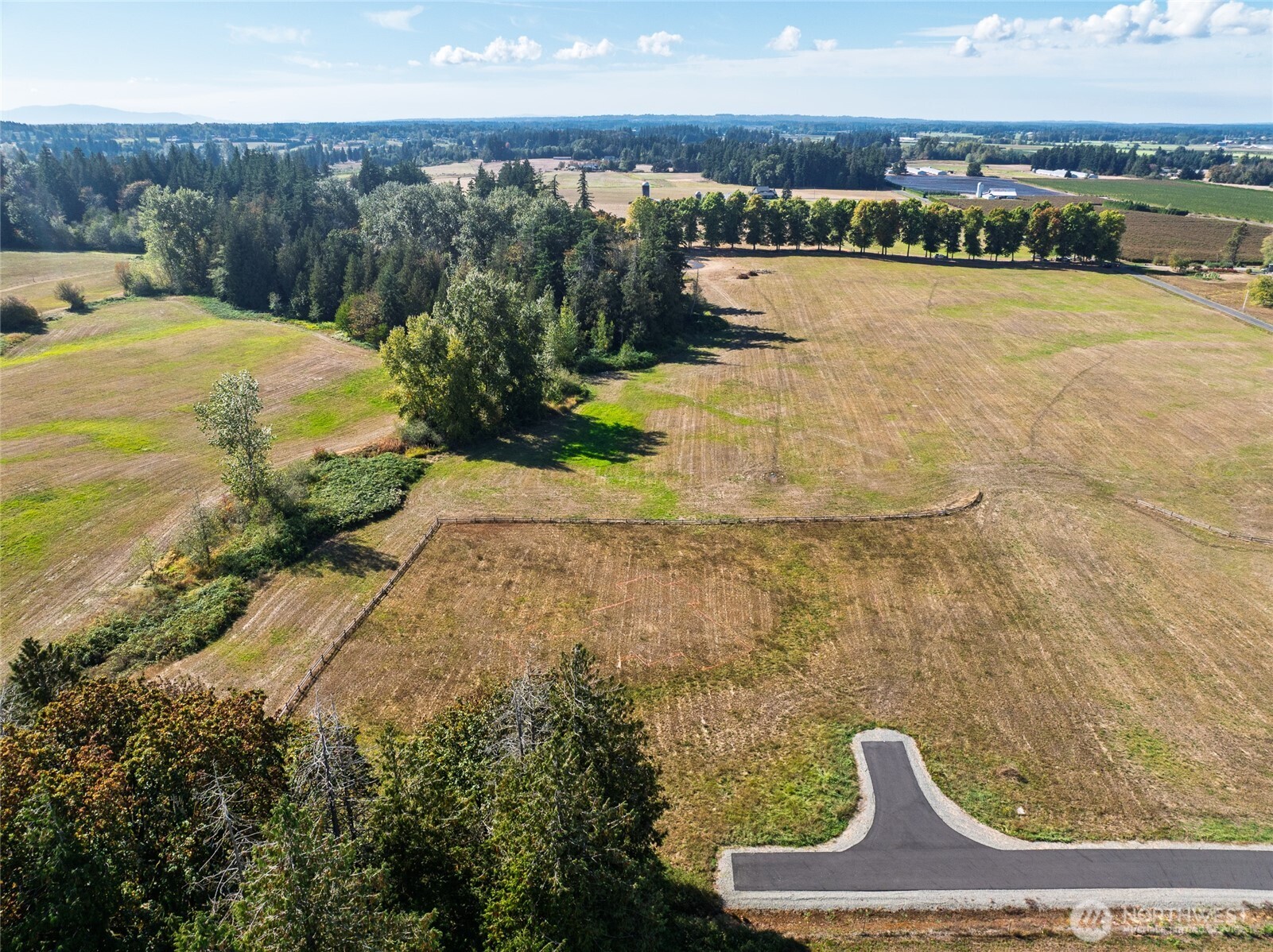 1383 Ten Mile Road Property Photo 14