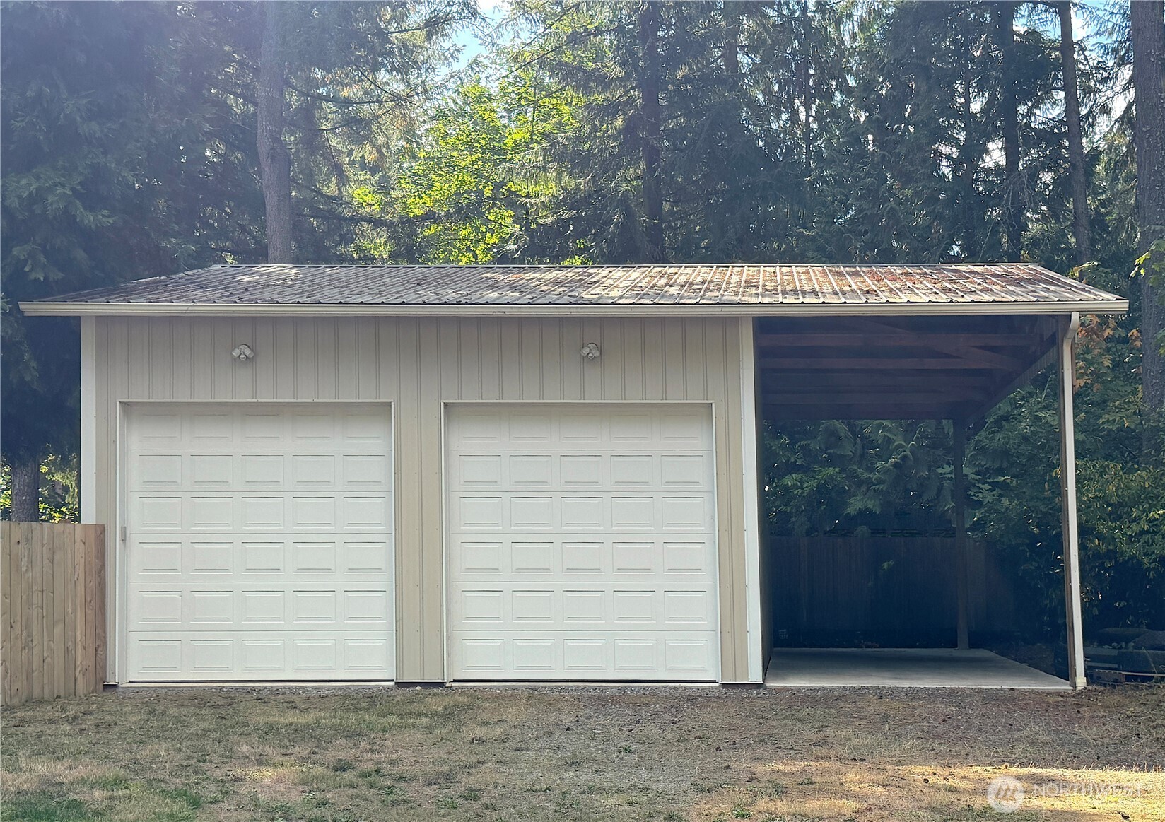 17405 153rd Avenue Property Photo 3