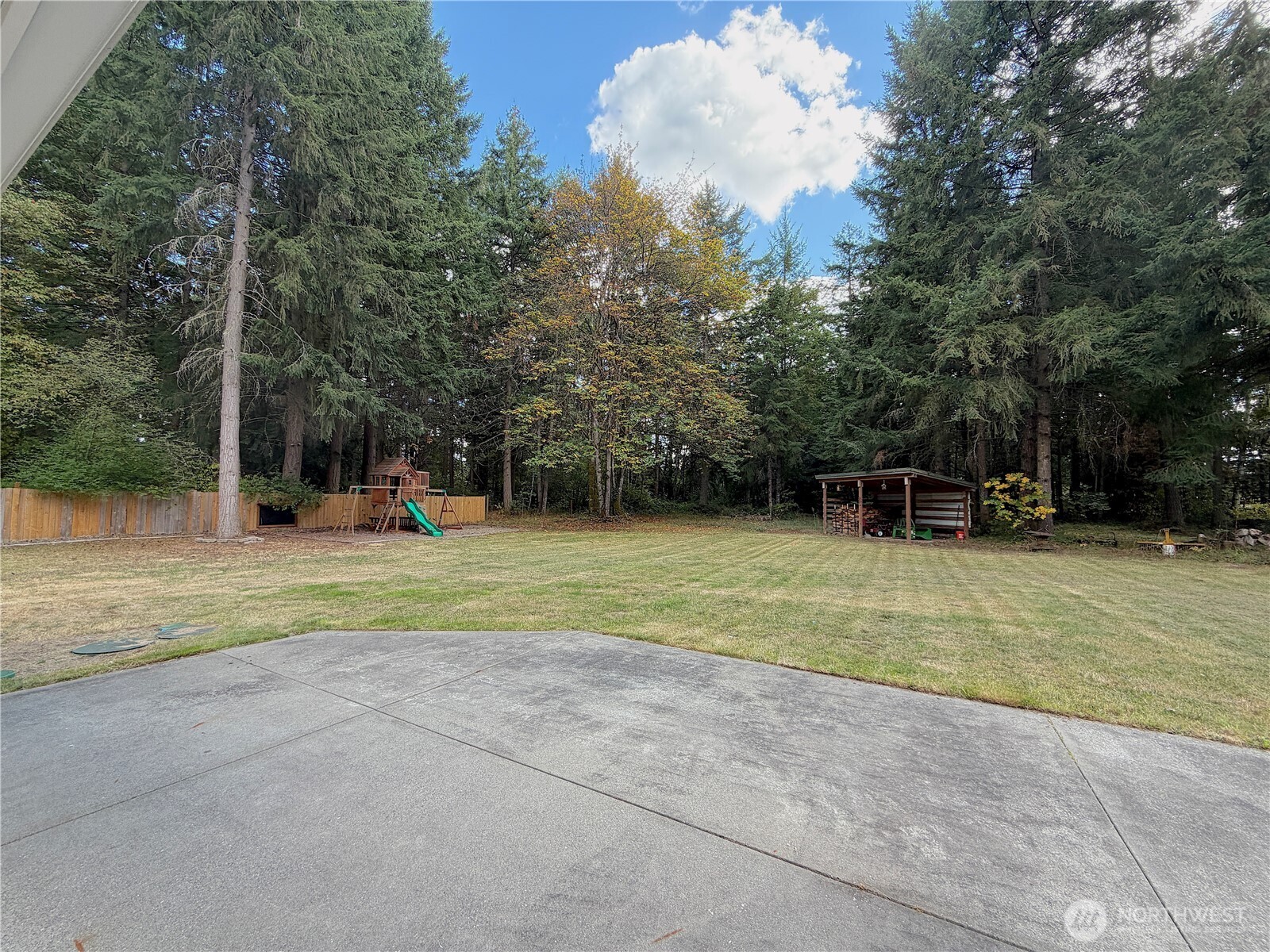 17405 153rd Avenue Property Photo 10
