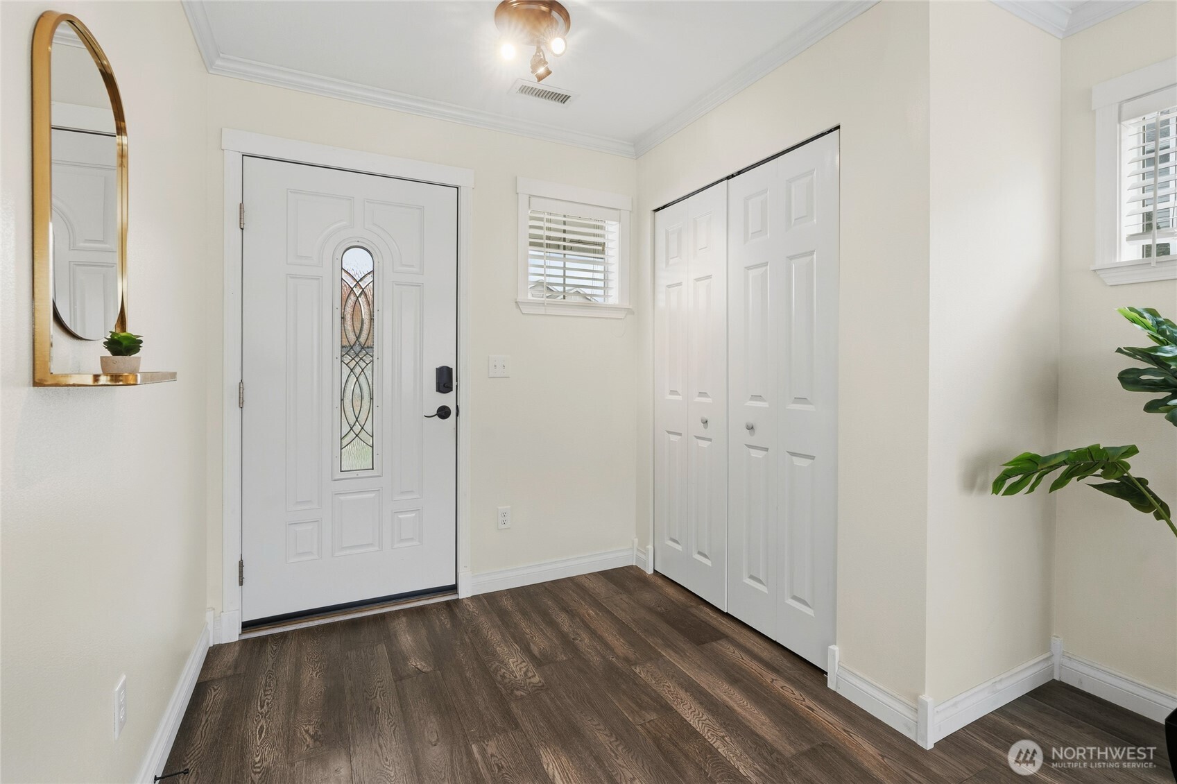 9434 187th Street Ct Property Photo 4