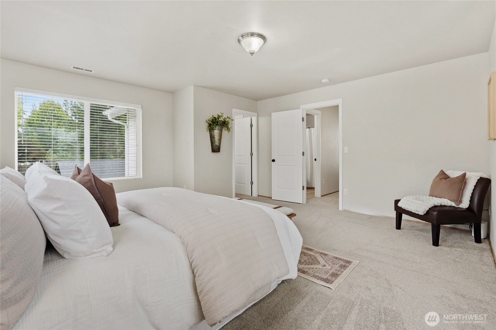 9434 187th Street Ct Property Photo 15