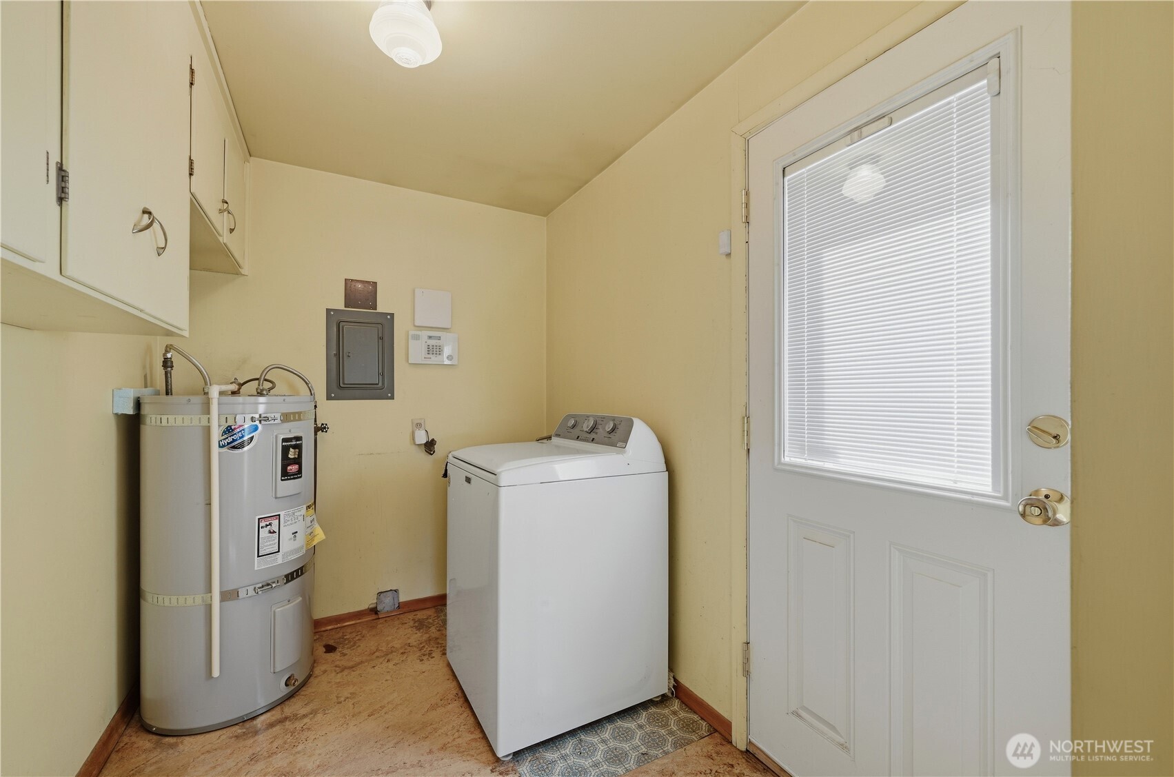 9216 30th Avenue Property Photo 14