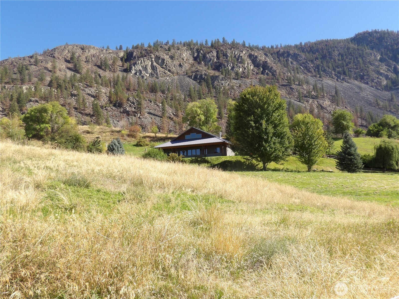 2132 Sinlakekin Road Property Photo 3