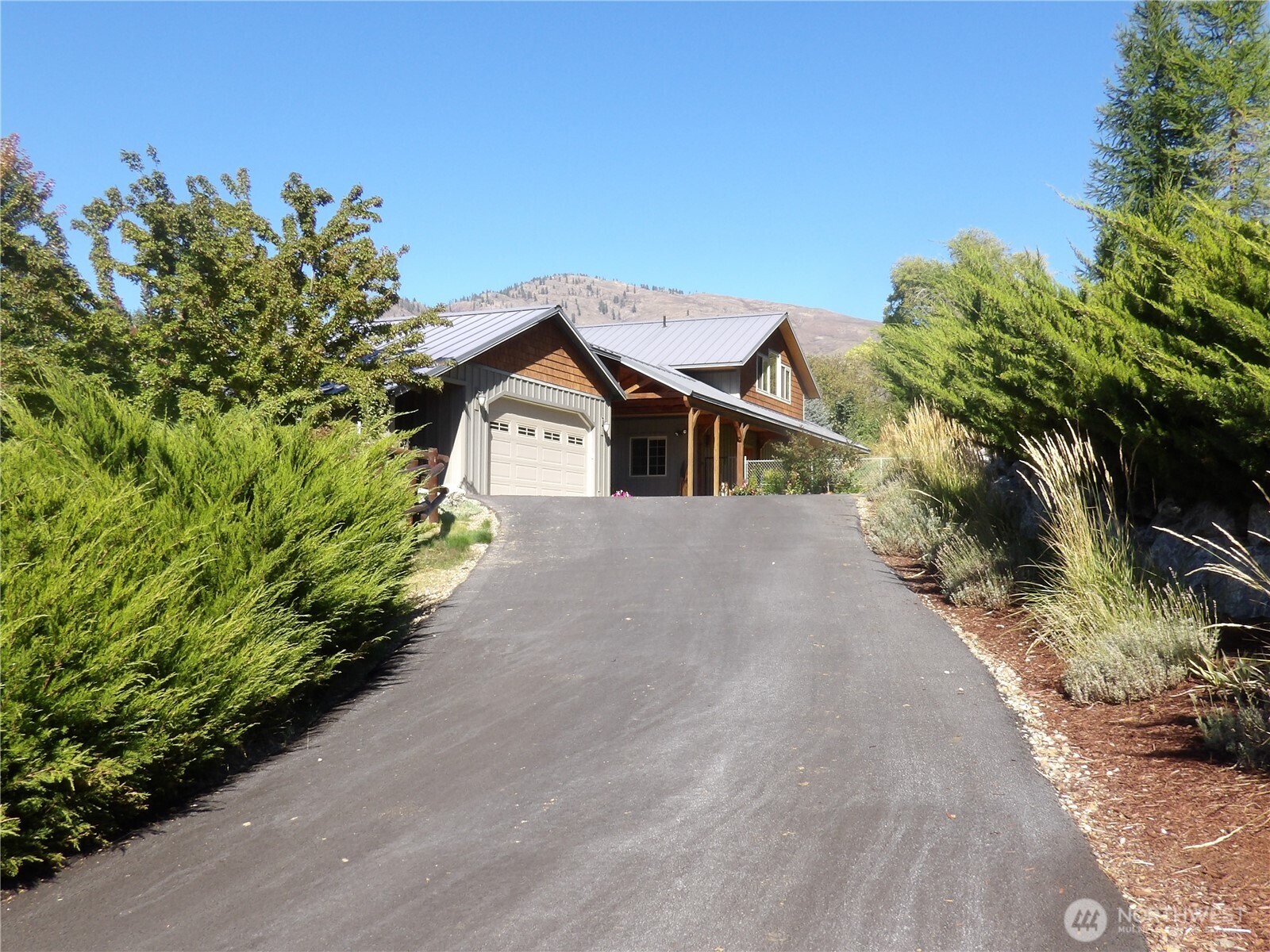 2132 Sinlakekin Road Property Photo 7