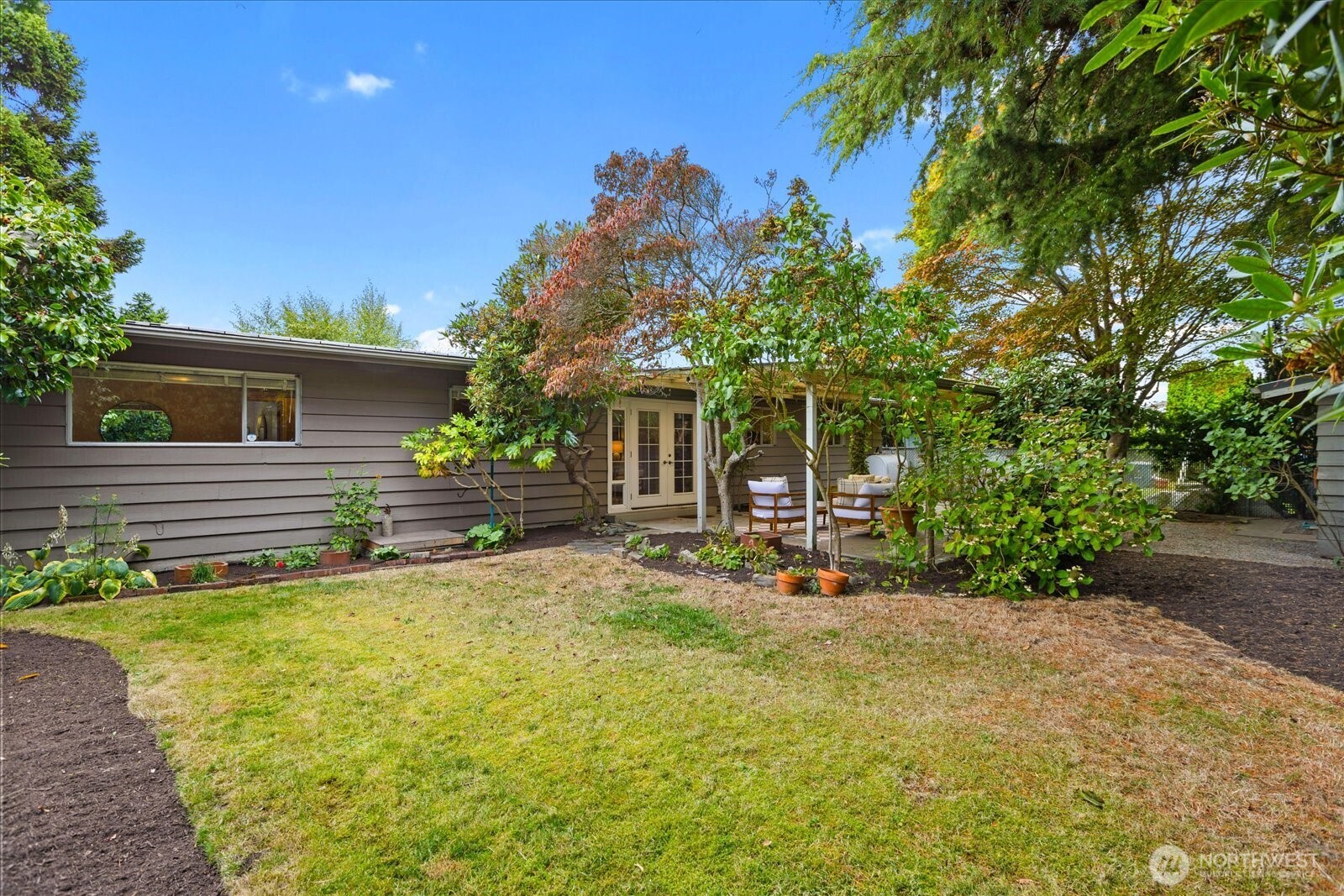 418 2nd Avenue Property Photo 29
