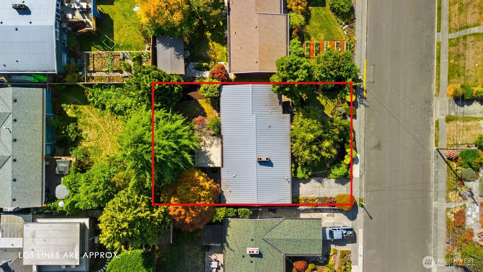 418 2nd Avenue Property Photo 33