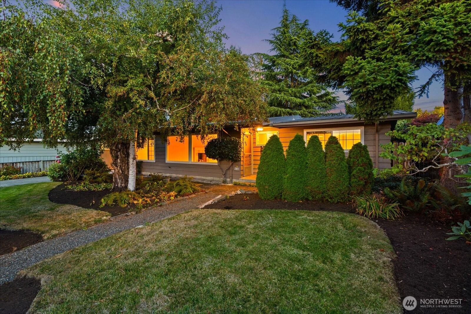 418 2nd Avenue Property Photo 34