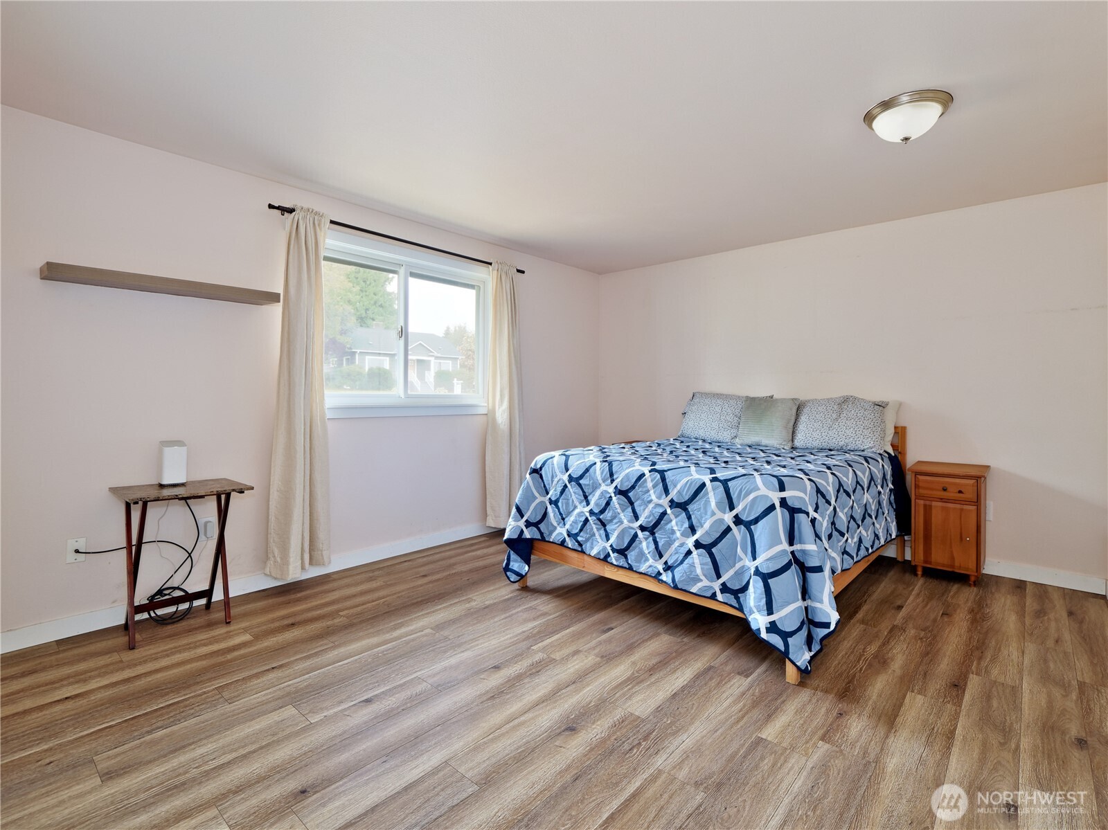 5902 Broadway Property Photo 14