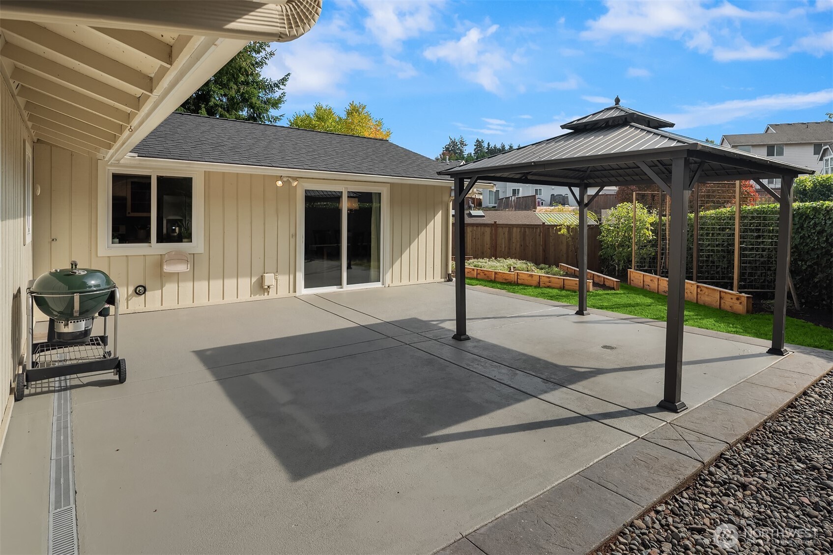 1825 Camas Avenue Property Photo 23