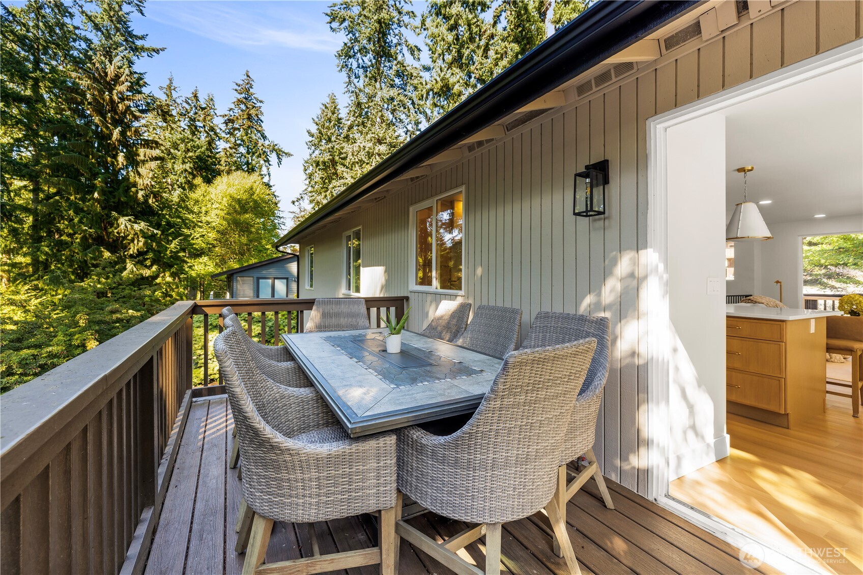 308 Point Fosdick Pl Property Photo 19