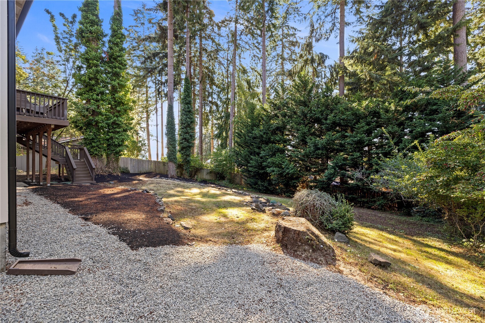 308 Point Fosdick Pl Property Photo 37