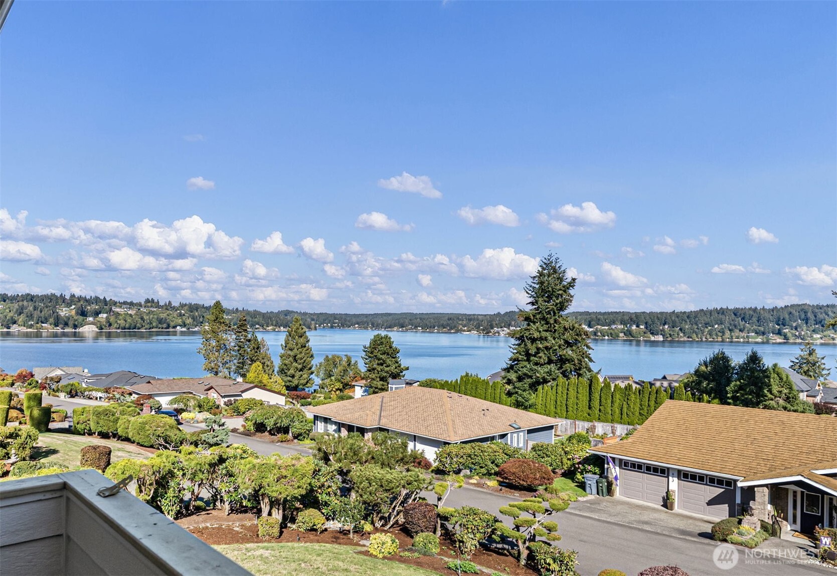 642 9th Court Property Photo 1