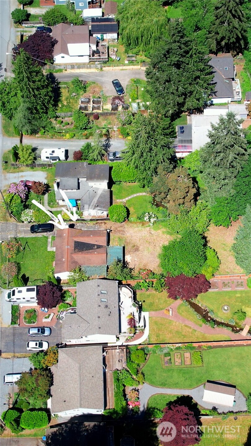 19054 Ne 18th Ave Property Photo 5