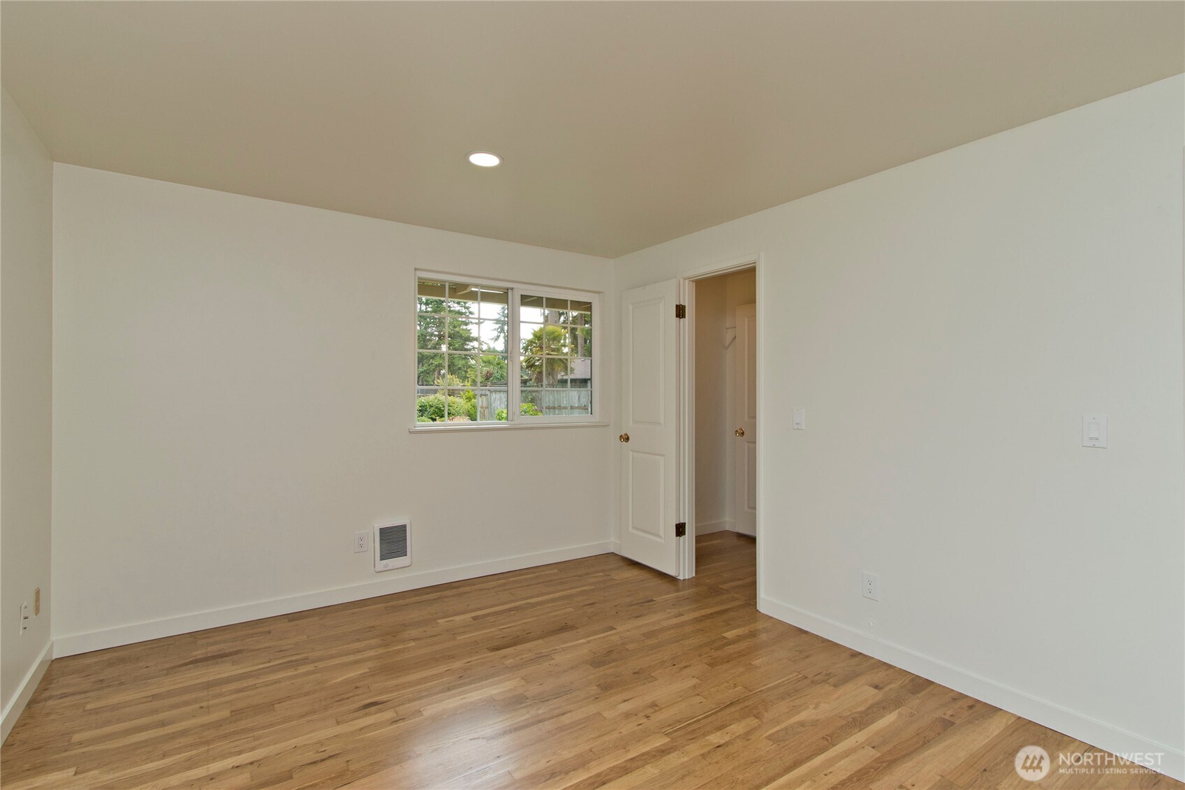30312 7th Avenue Property Photo 7