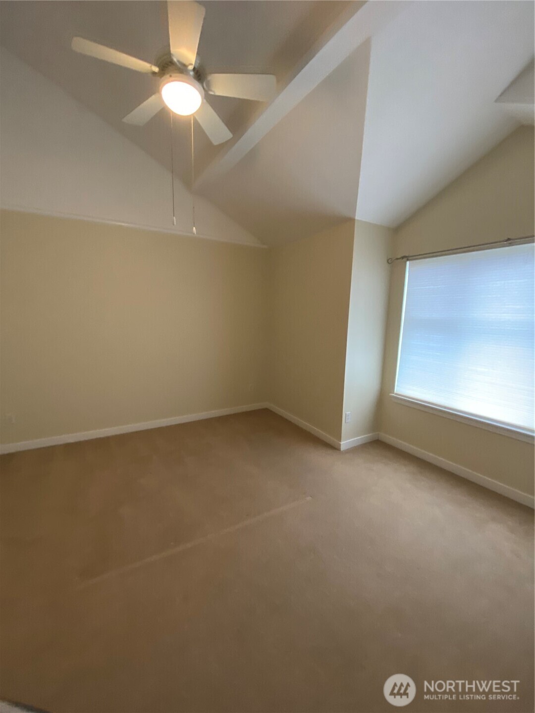 3637 Wallingford Avenue B Property Photo 9