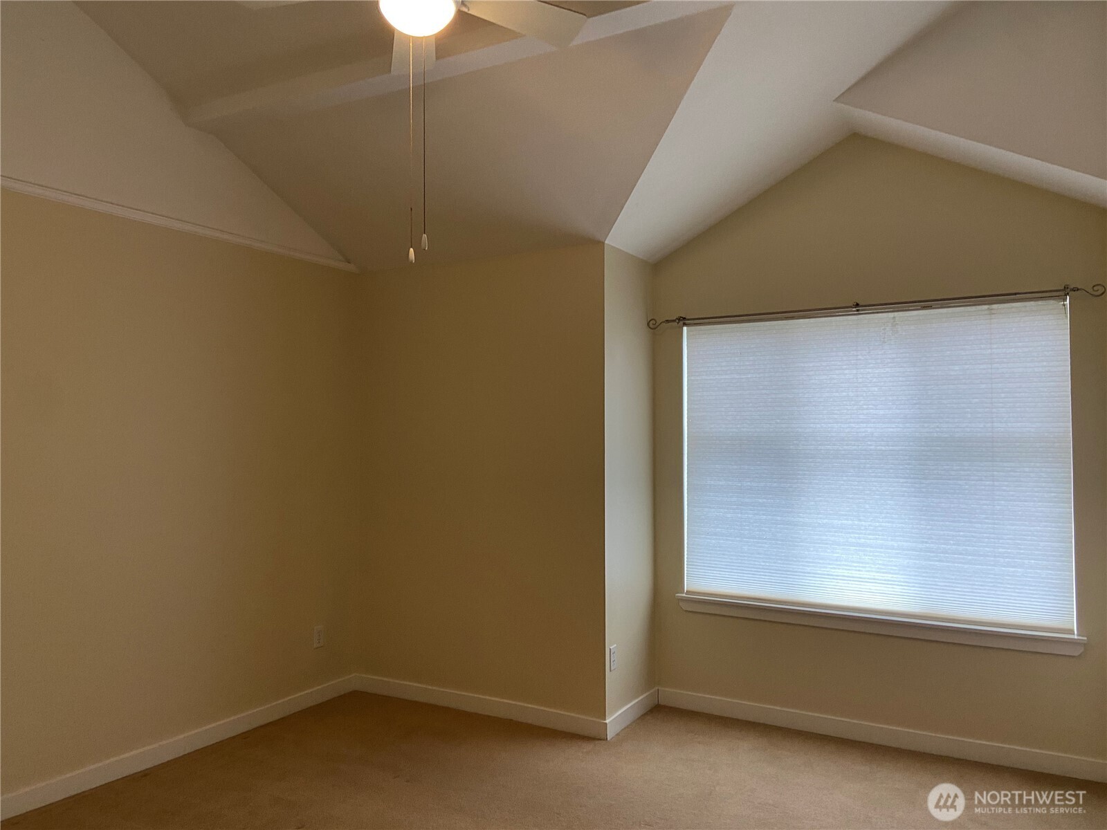 3637 Wallingford Avenue B Property Photo 14