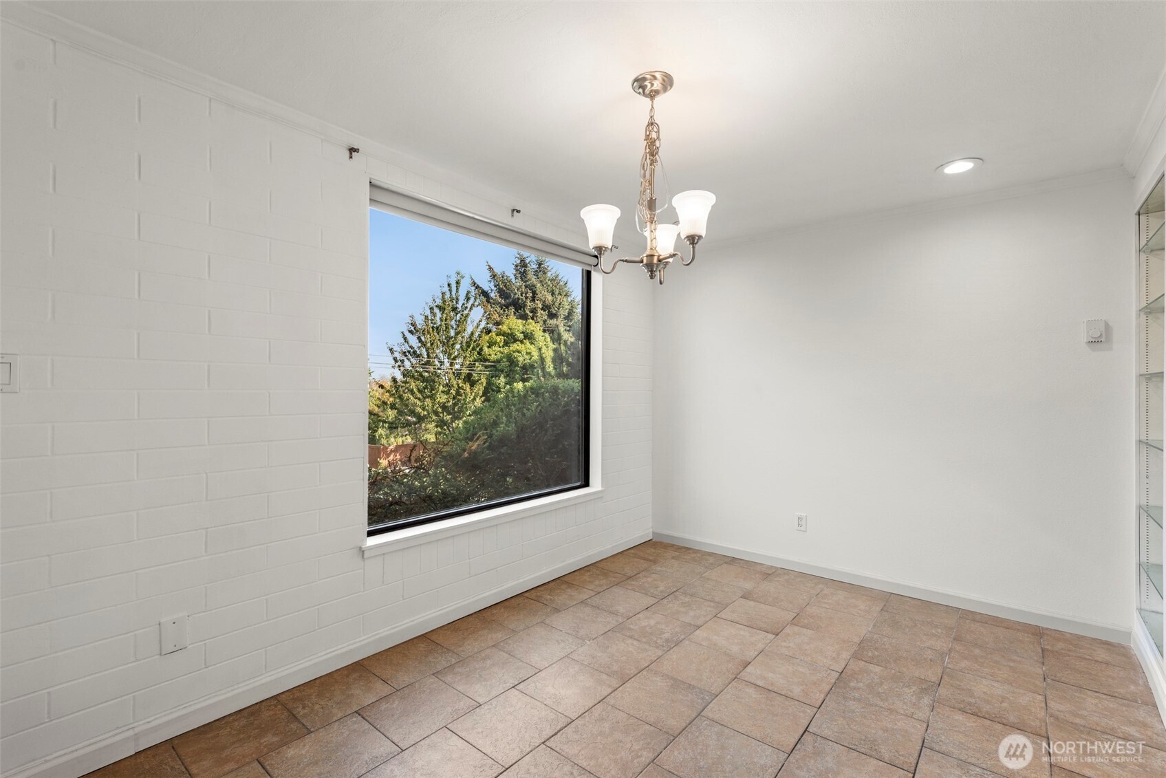 1605 5th Avenue 102 Property Photo 8