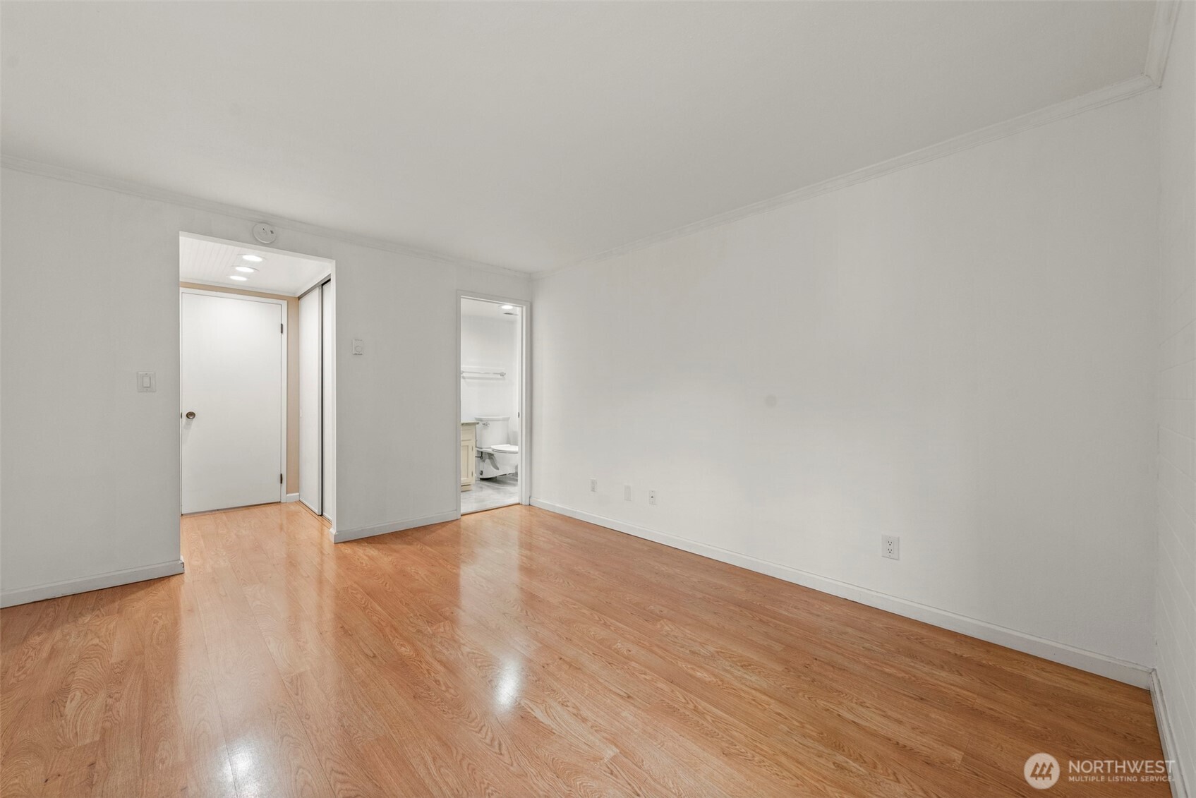 1605 5th Avenue 102 Property Photo 11