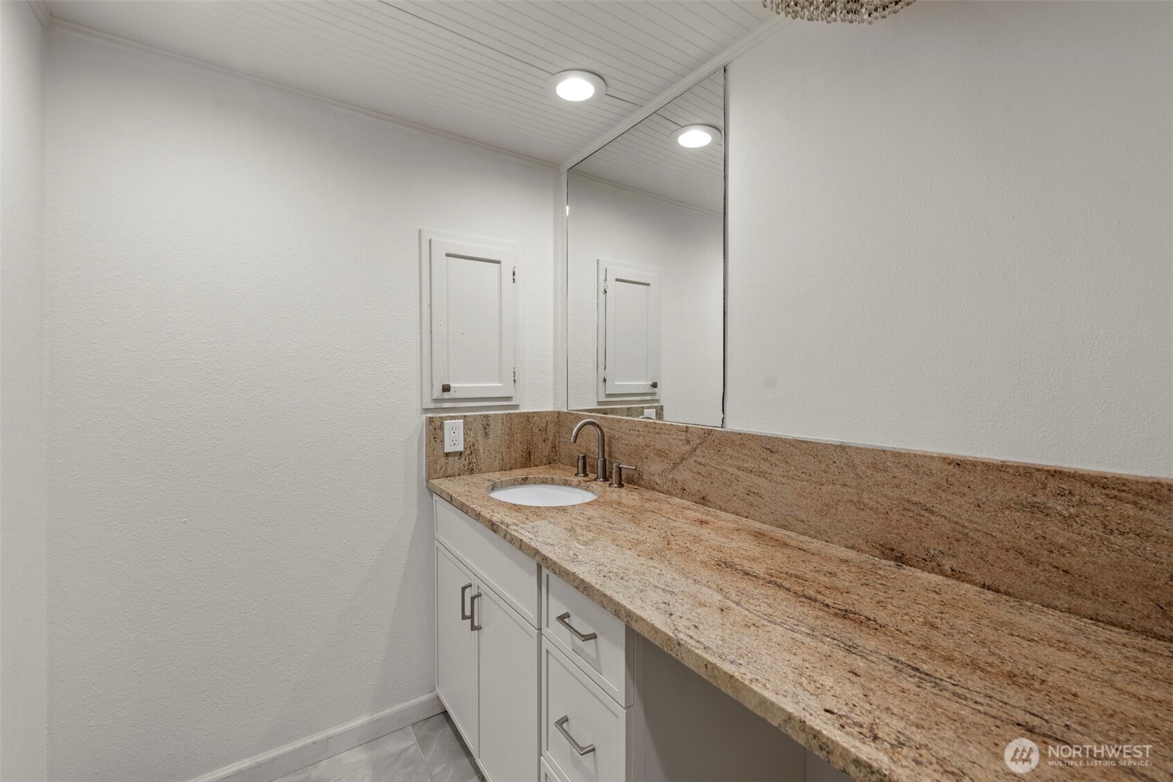 1605 5th Avenue 102 Property Photo 15