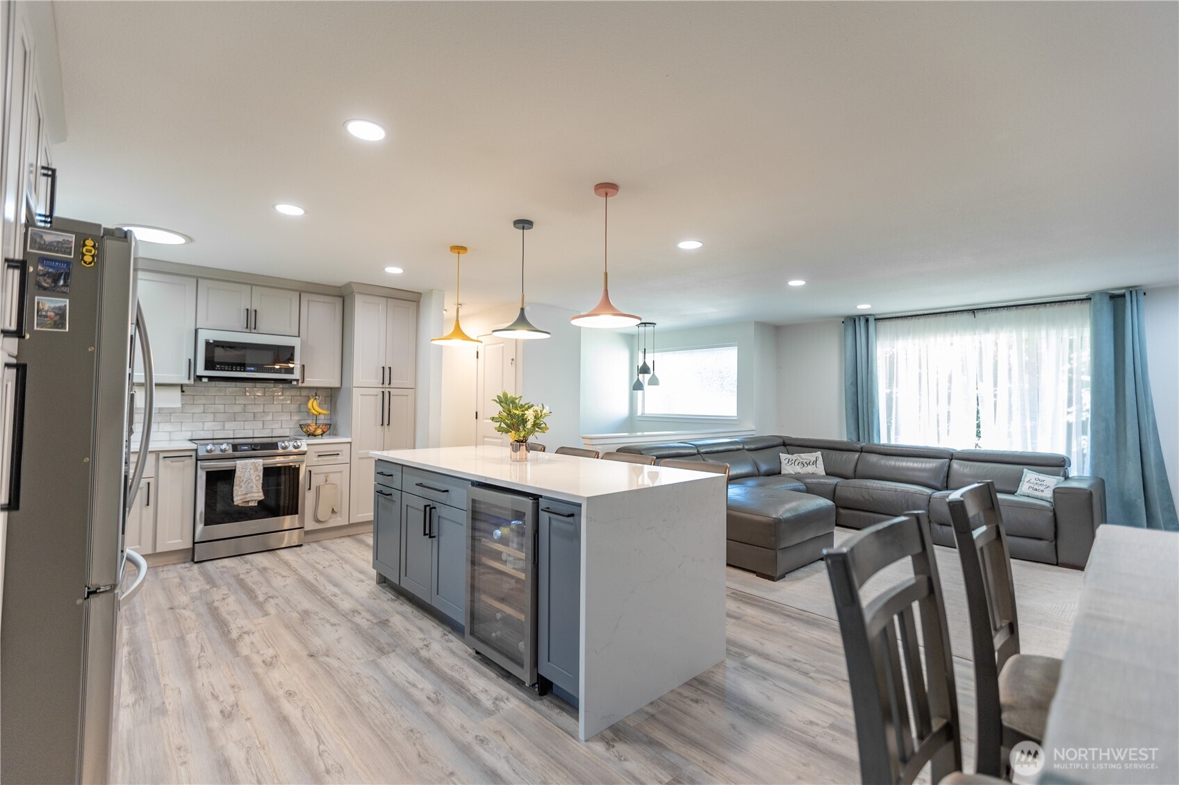 19114 130 Avenue Property Photo 3