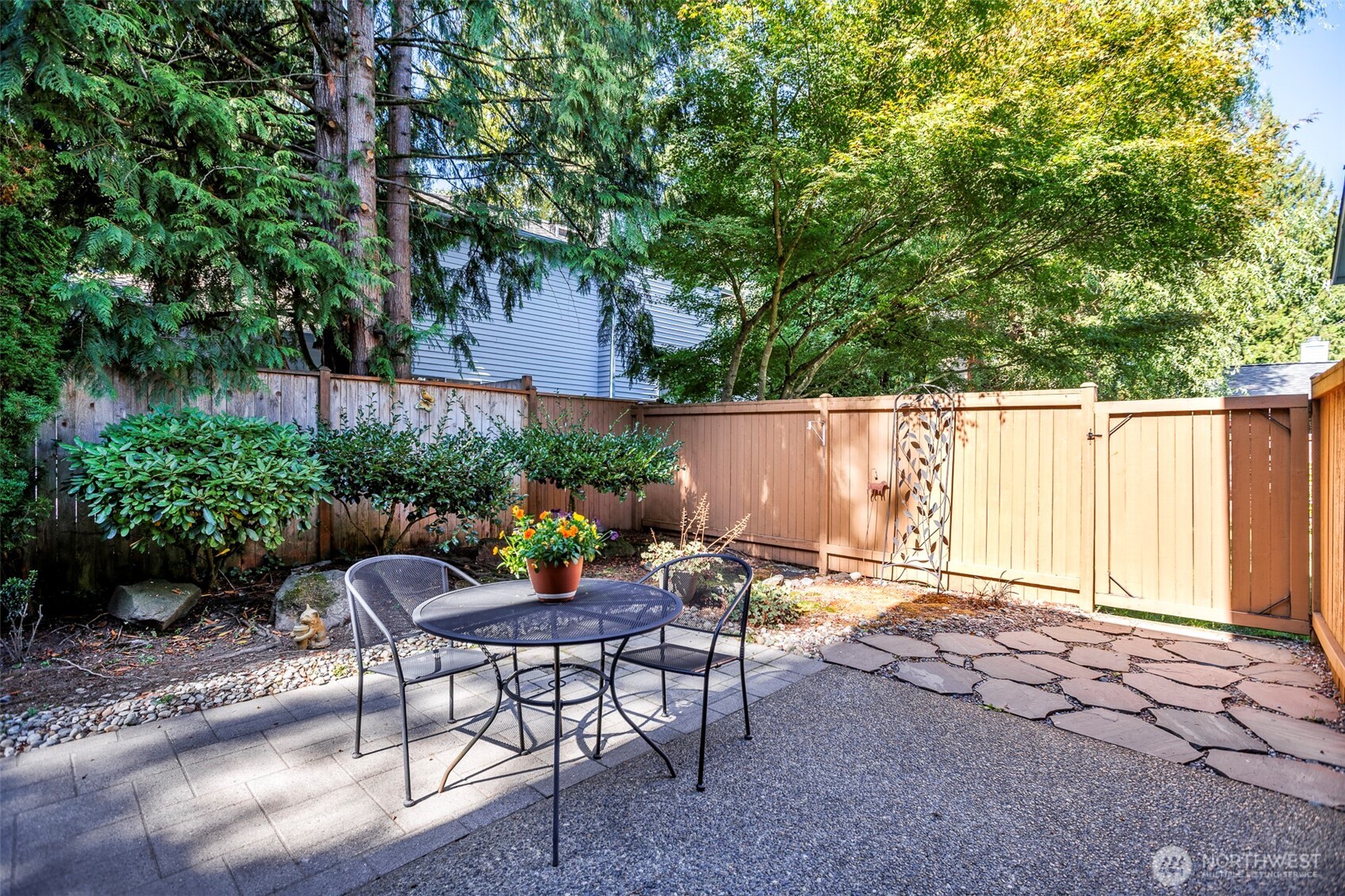 13911 13th Drive B Property Photo 4