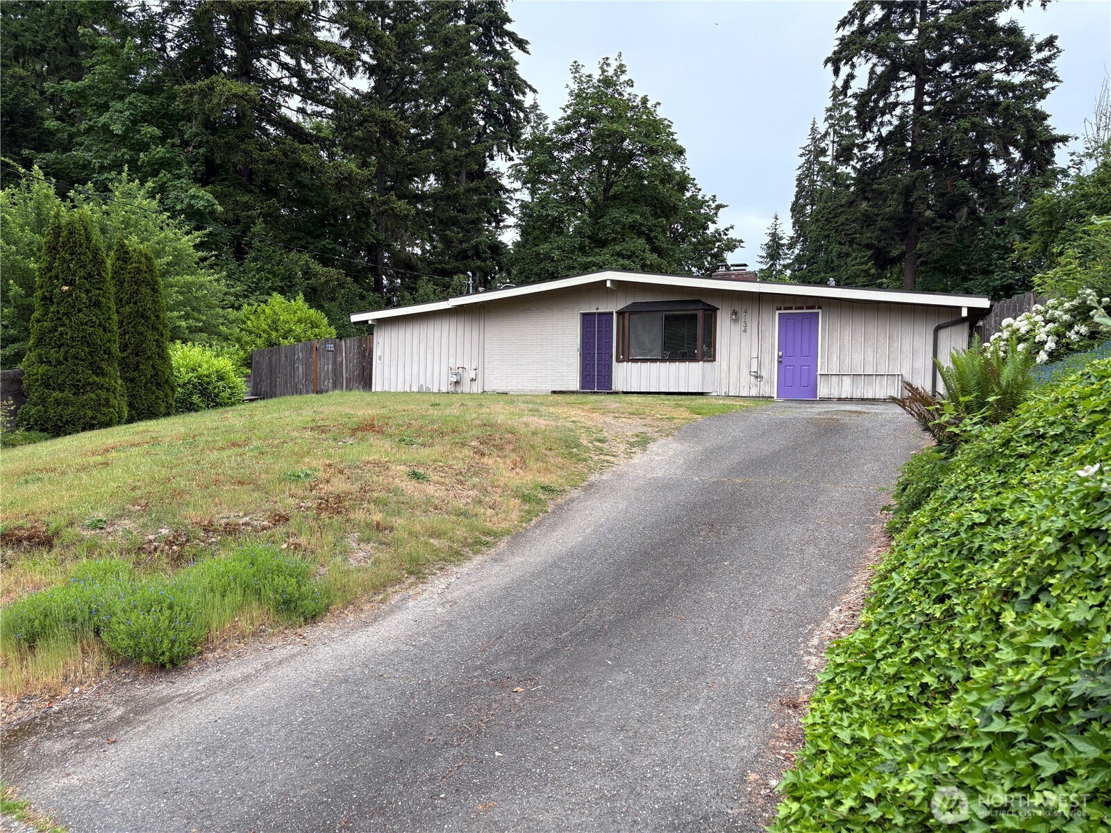 4134 149th Place Property Photo 2