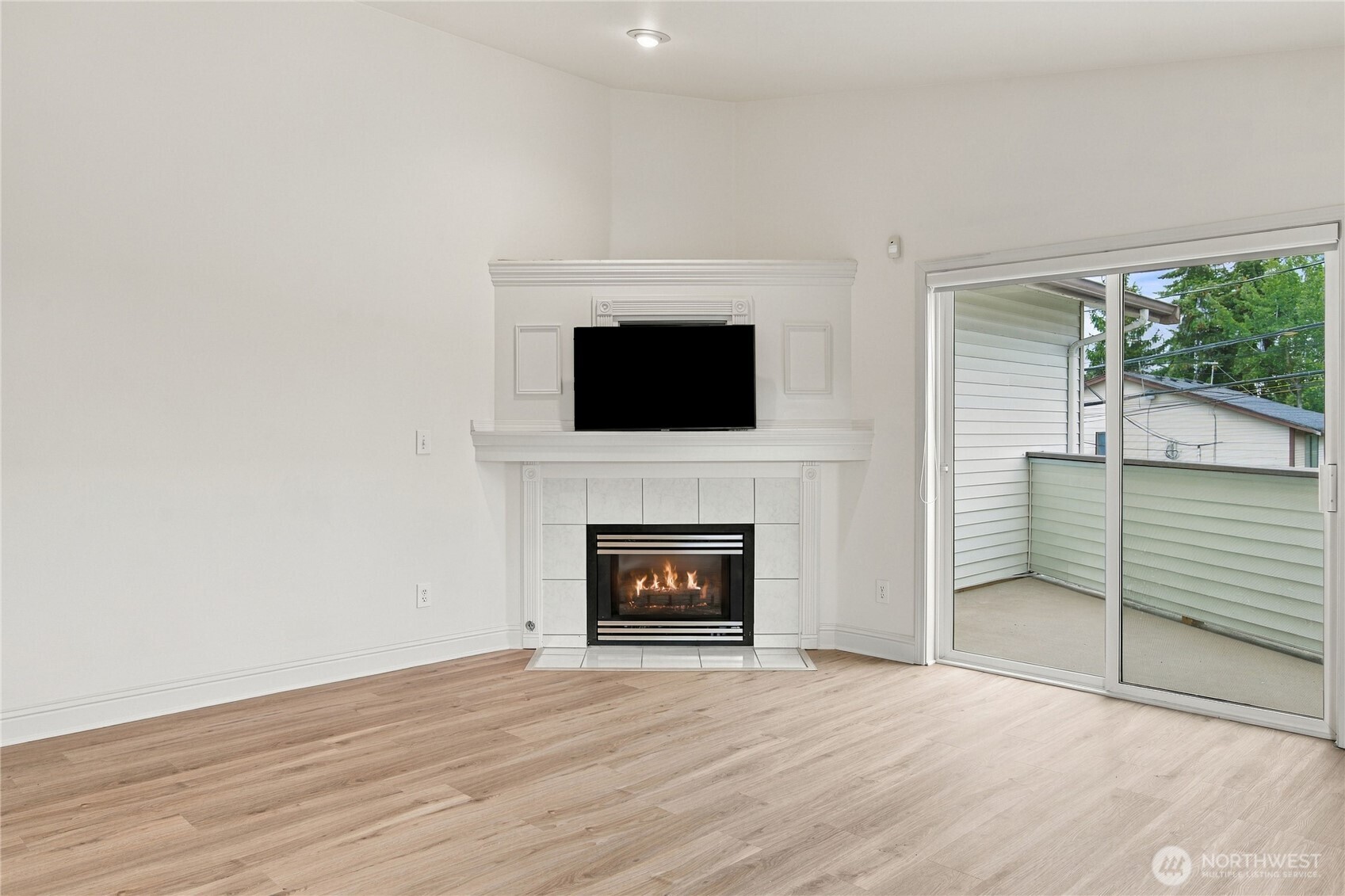 4323 Hoyt Avenue 3 Property Photo 15