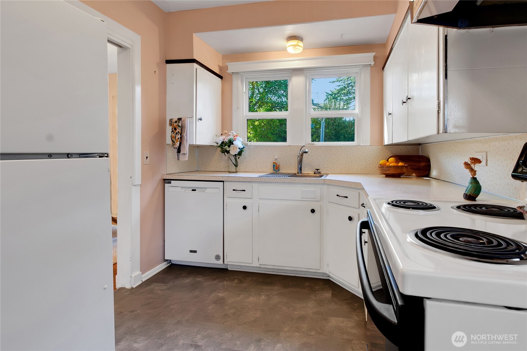 228 Rogers Street Property Photo 10