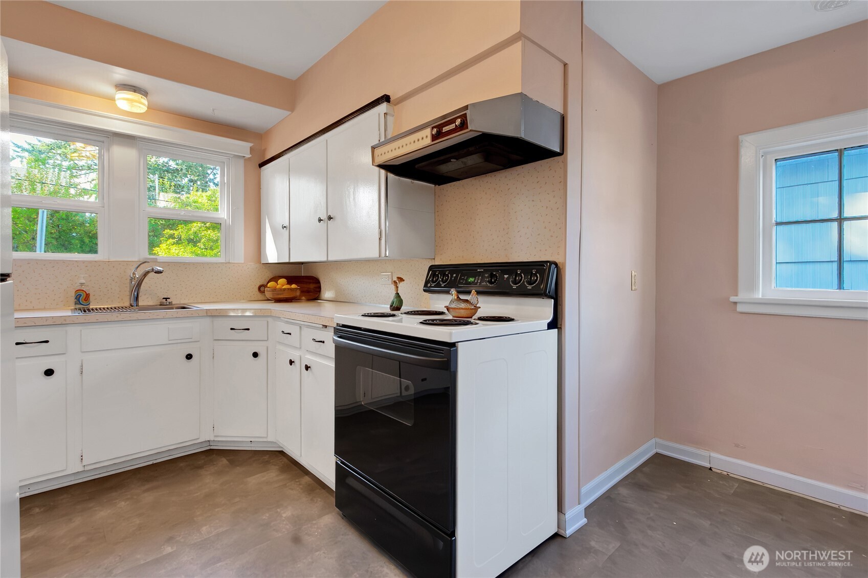 228 Rogers Street Property Photo 11