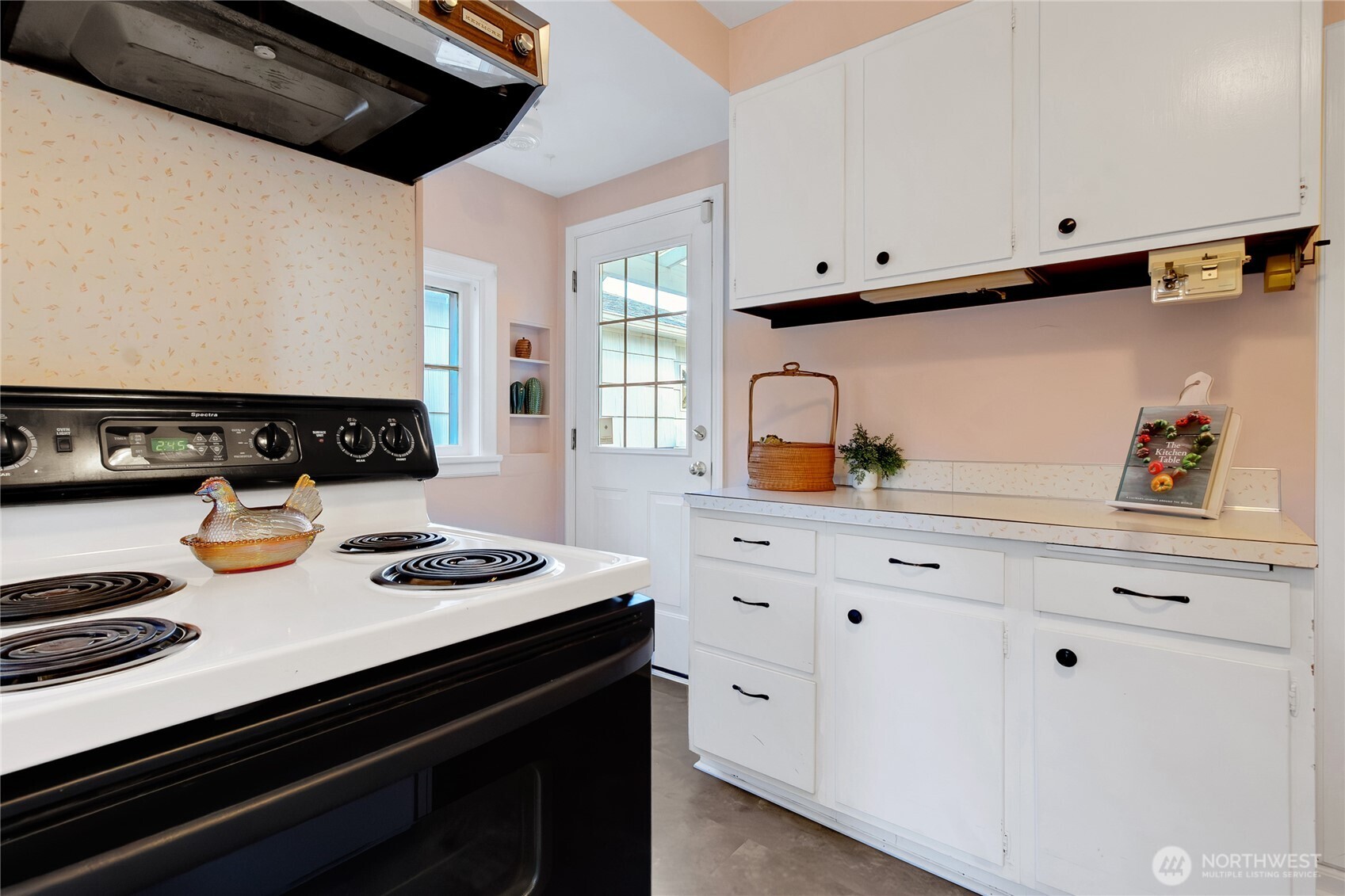 228 Rogers Street Property Photo 12