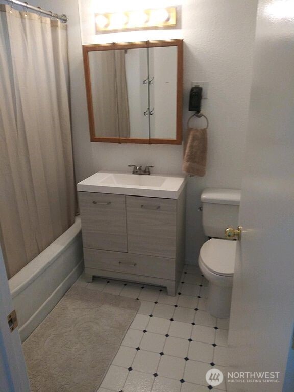 129 W Whitman Property Photo 21