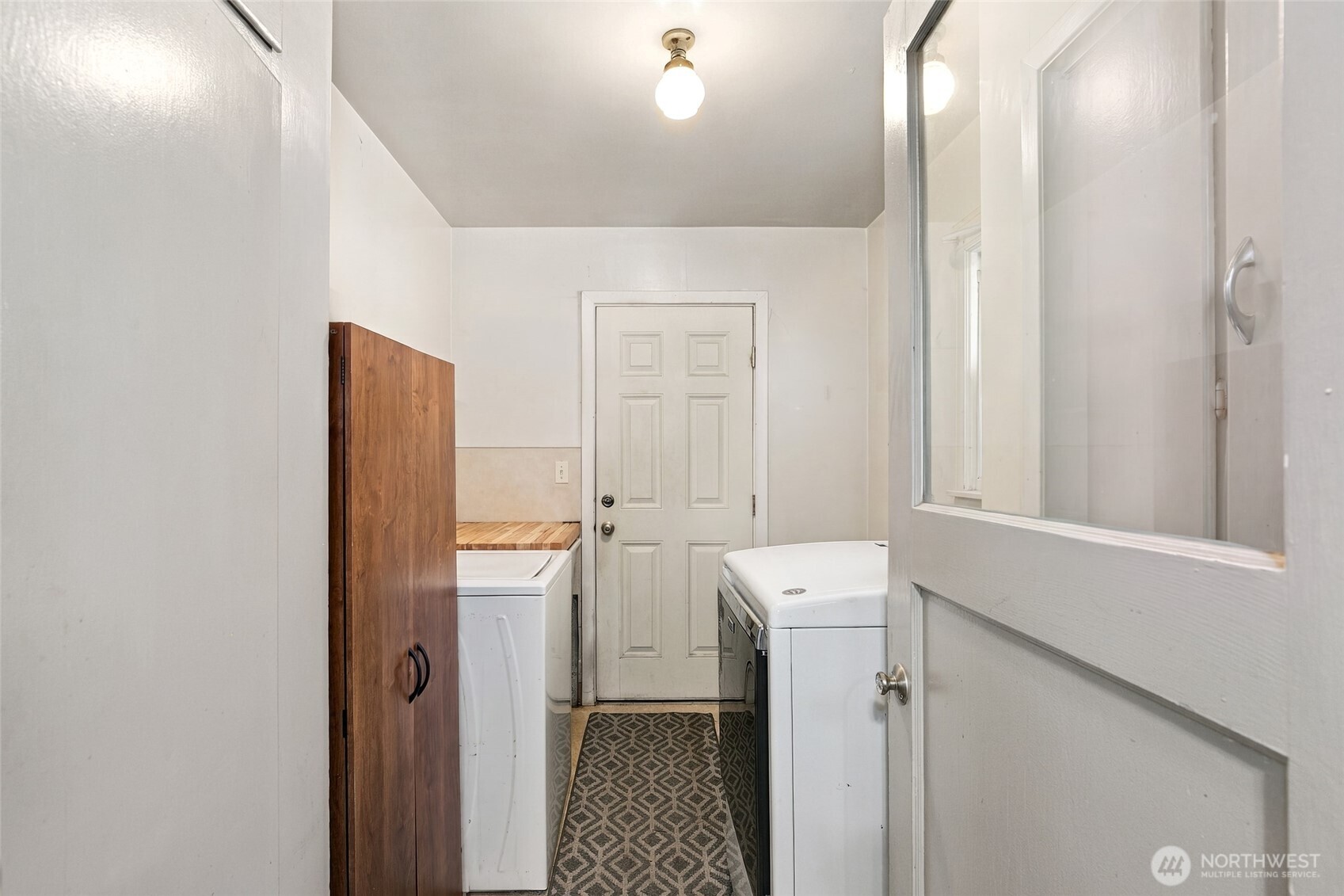 10024 Patterson Street Property Photo 14