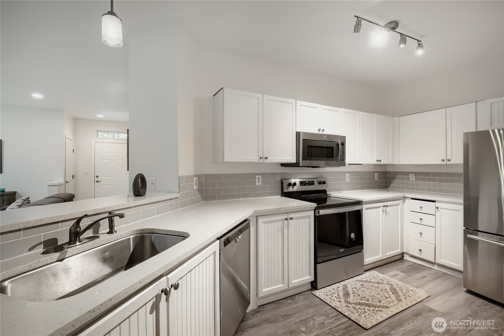 1500 S 18th Street F102 Property Photo 6