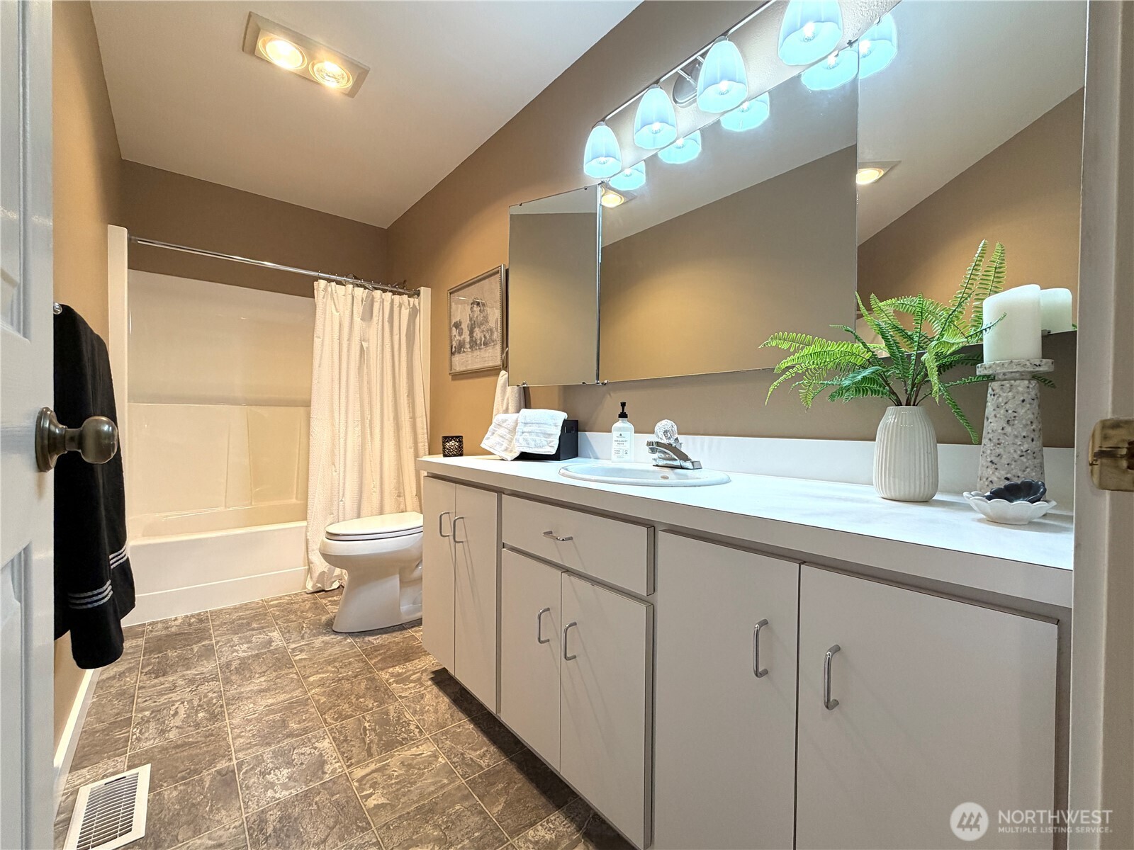 6812 Golf View Drive B Property Photo 26