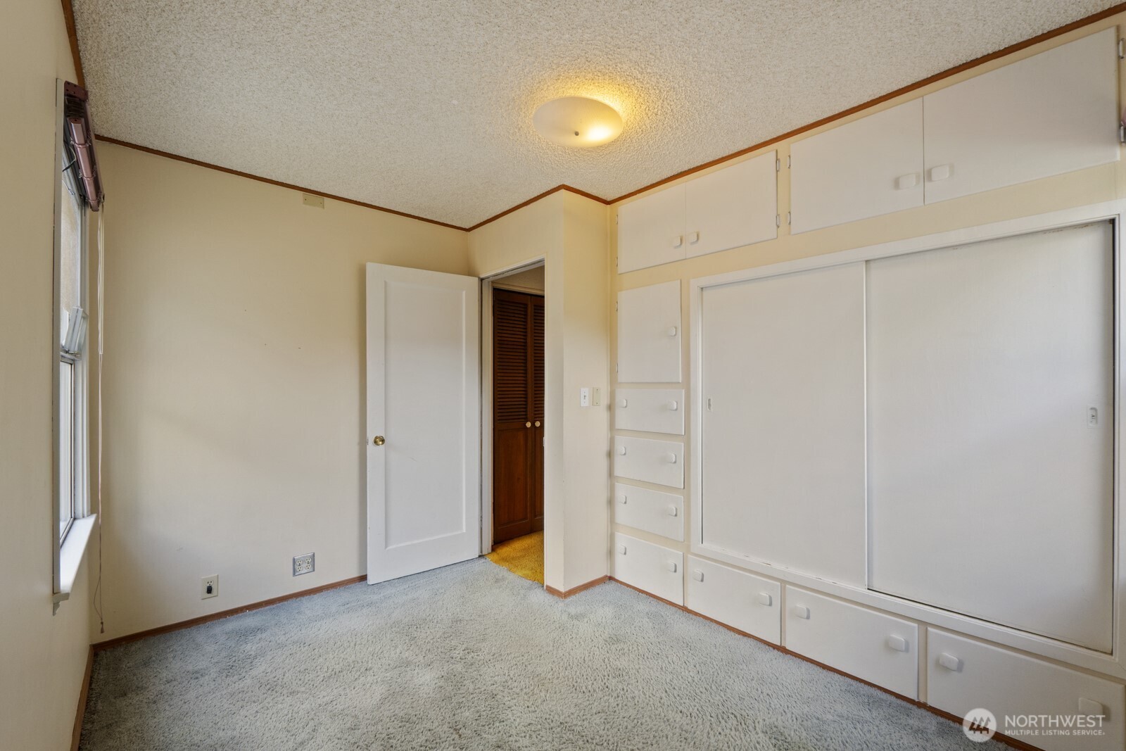 8216 21st Avenue Property Photo 10